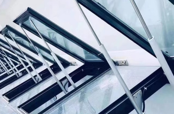 揭秘!消防電動開窗機背后的高科技秘密